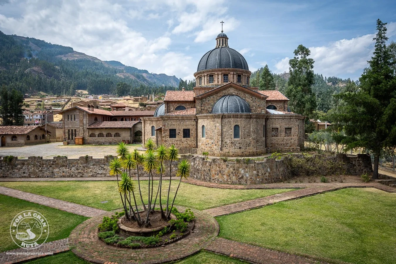 Ponmallucay tours